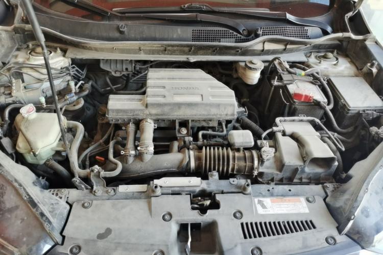 Used Honda CR-V 2019 240TURBO CVT 2WD Comfort Version China VI Emission Standard Engine Bay