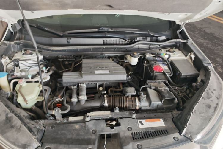 Used Honda CR-V 2019 240TURBO CVT 2WD Comfort Version China VI Emission Standard Engine Bay