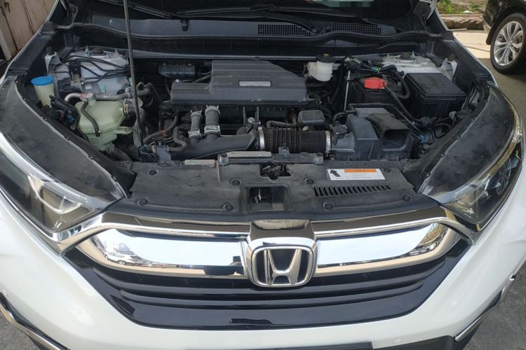 Used Honda CR-V 2019 240TURBO CVT 2WD Comfort Version China VI Emission Standard Engine Bay