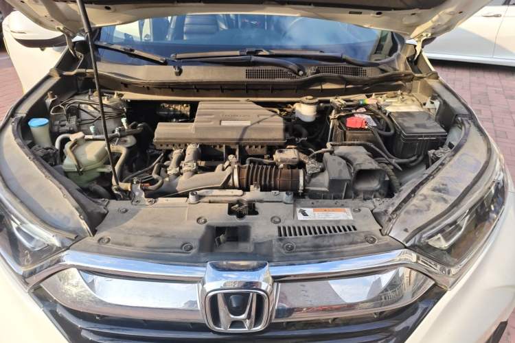 Used Honda CR-V 2019 240TURBO CVT 2WD Comfort Version China VI Emission Standard Engine Bay