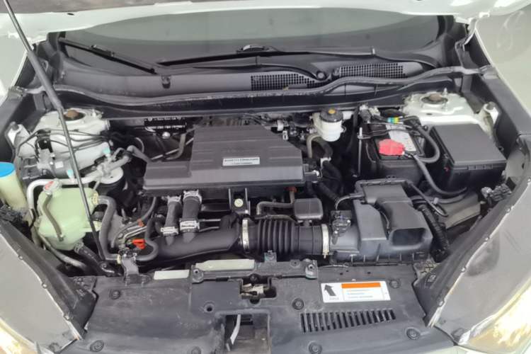 Used Honda CR-V 2019 240TURBO CVT 2WD Comfort Version China VI Emission Standard Engine Bay