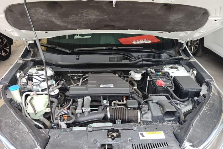 Used Honda CR-V 2019 240TURBO CVT 2WD Comfort Version China VI Emission Standard Engine Bay