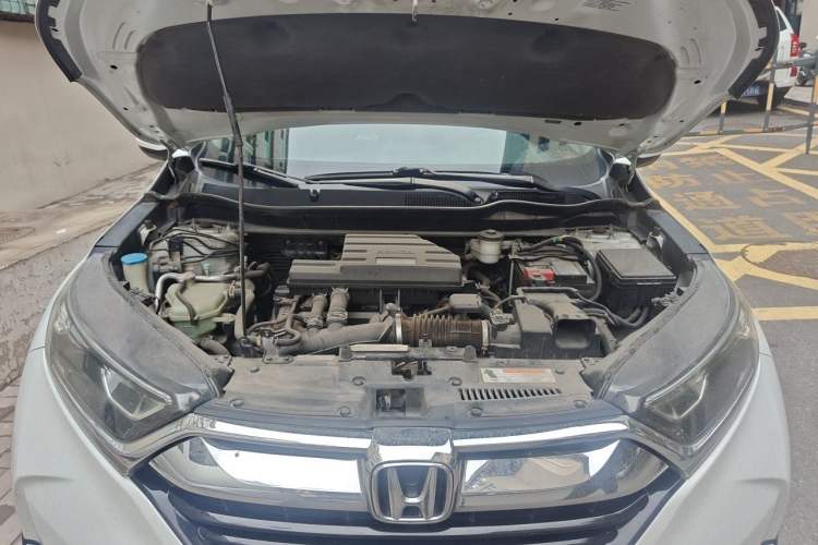 Used Honda CR-V 2019 240TURBO CVT 2WD Fashion Edition China V Engine Bay