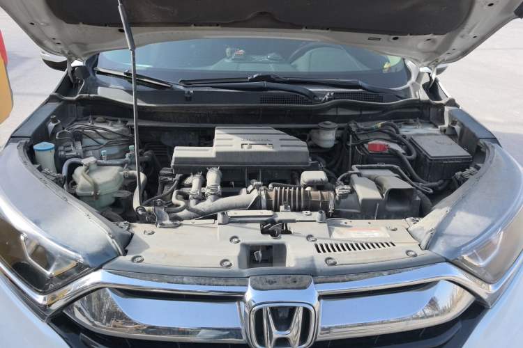 Used Honda CR-V 2019 240TURBO CVT 2WD Comfort Version China VI Emission Standard Engine Bay