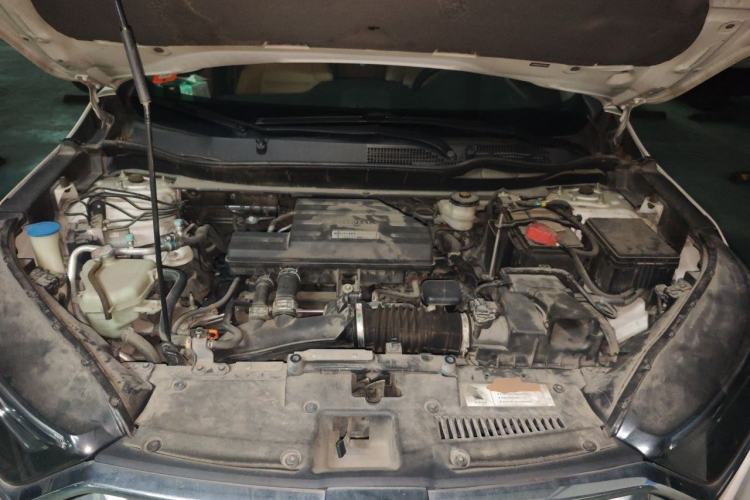 Used Honda CR-V 2019 240TURBO CVT 2WD Comfort Version China VI Emission Standard Engine Bay