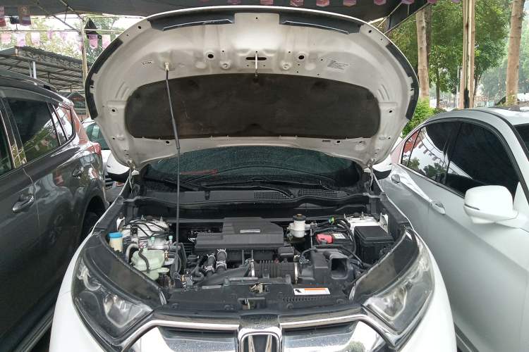 Used Honda CR-V 2019 240TURBO CVT 2WD Fashion Edition China V Engine Bay