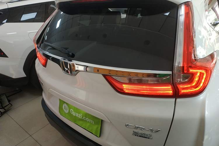 Used Honda CR-V 2019 Brilliant Edition Plus 240TURBO CVT Two-Wheel Drive Fashion Version China VI Emission Standard Exterior 2