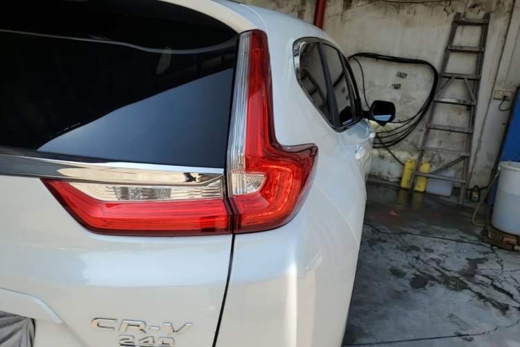 Used Honda CR-V 2019 Brilliant Edition Plus 240TURBO CVT Two-Wheel Drive Fashion Version China VI Emission Standard Exterior 3