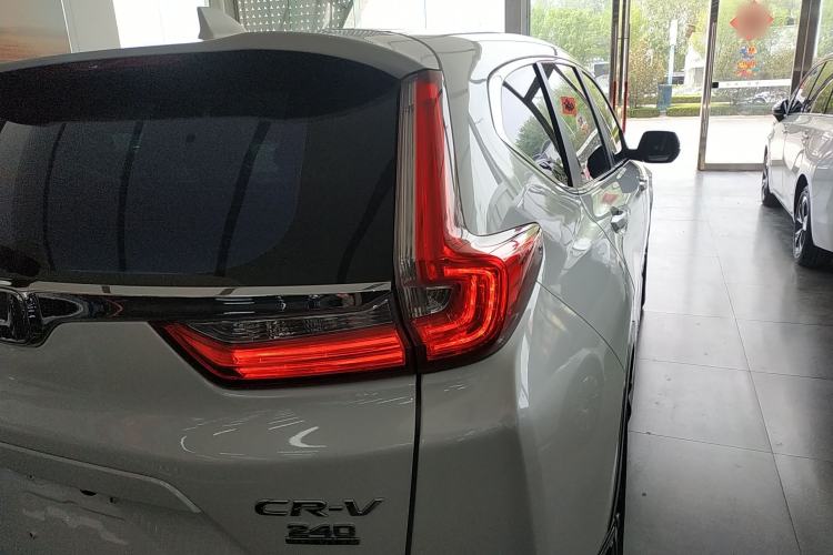 Used Honda CR-V 2019 240TURBO CVT 2WD Comfort Version China VI Emission Standard Exterior 3