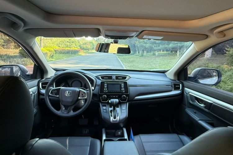 Used Honda CR-V 2019 Brilliant Edition 240TURBO CVT 2WD Comfort Version China VI Emission Standard Exterior 6