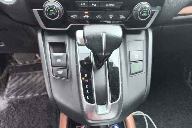 Used Honda CR-V 2019 240TURBO CVT 2WD Fashion Edition China VI Gear Lever