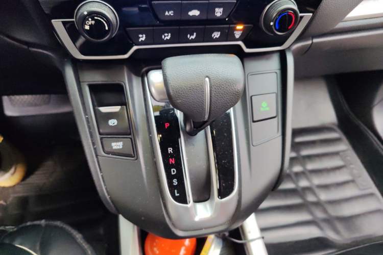 Used Honda CR-V 2019 Brilliant Edition 240TURBO CVT 2WD Comfort Version China VI Emission Standard Gear Lever