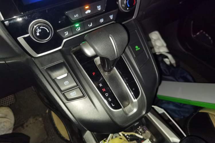 Used Honda CR-V 2019 240TURBO CVT 2WD Comfort Version China V Gear Lever