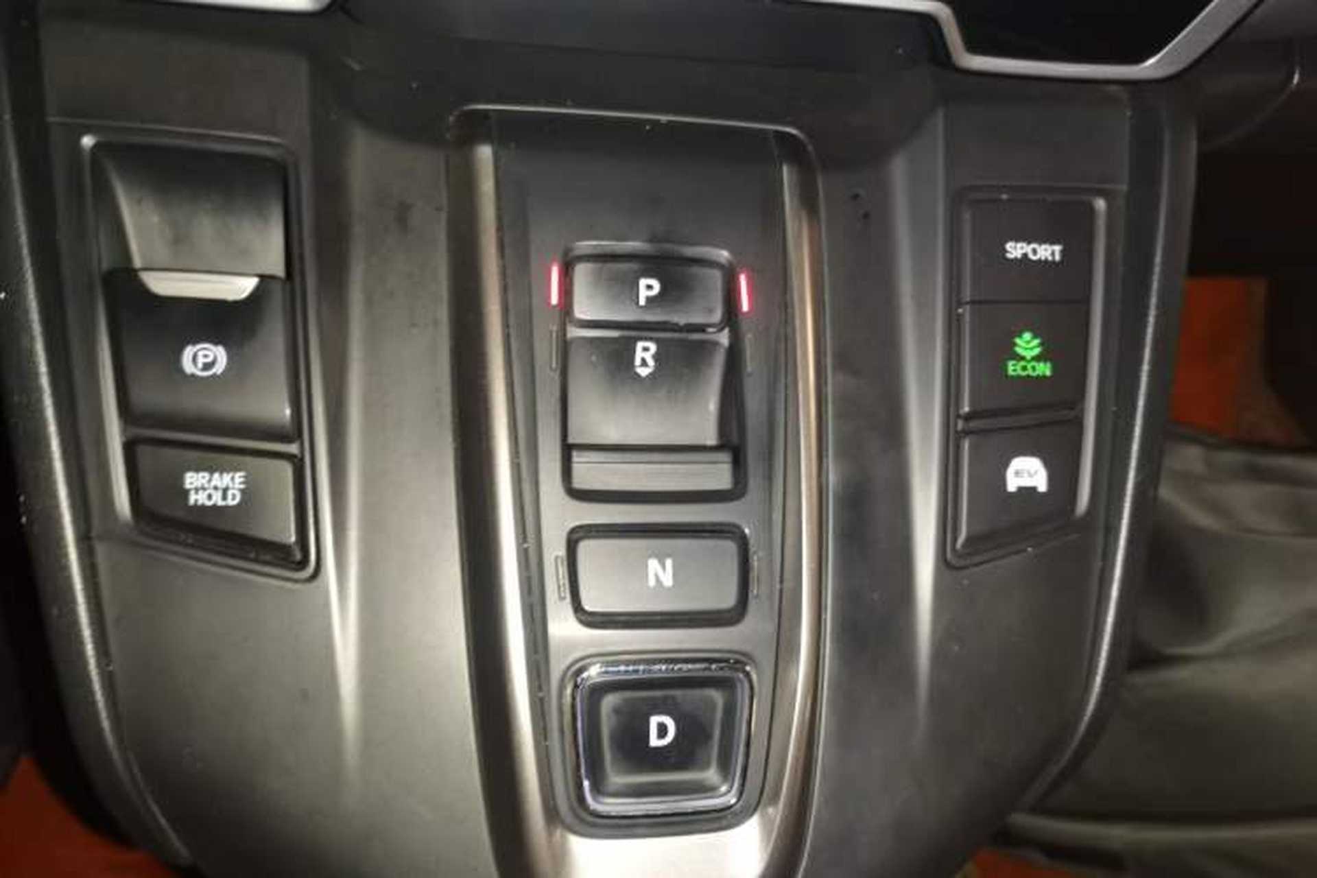 Used Honda CR-V 2019 Rui·Hybrid 2.0L 2WD Pure Drive Version China VI Emission Standard Gear Lever