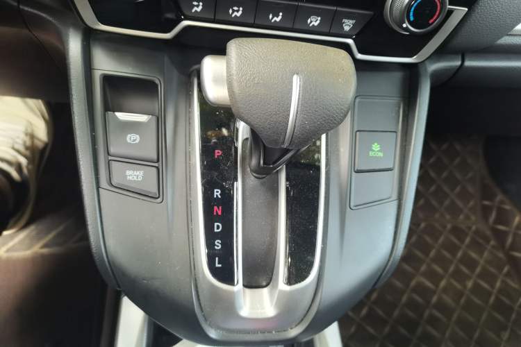 Used Honda CR-V 2019 240TURBO CVT 2WD Comfort Version China V Gear Lever