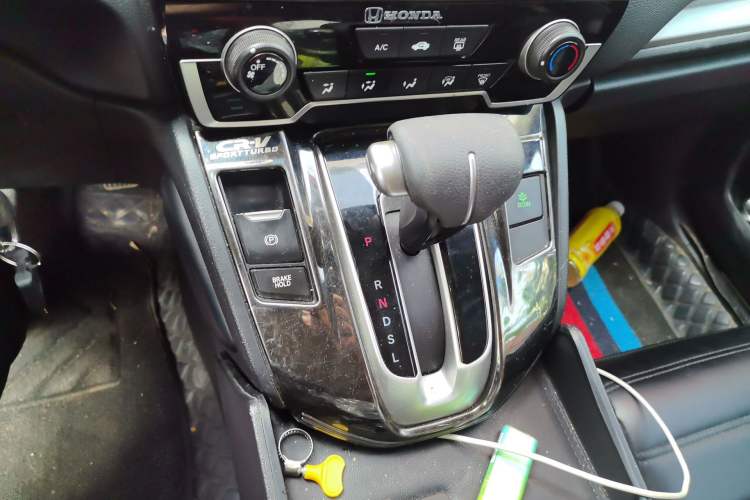 Used Honda CR-V 2019 240TURBO CVT 2WD Comfort Version China V Gear Lever