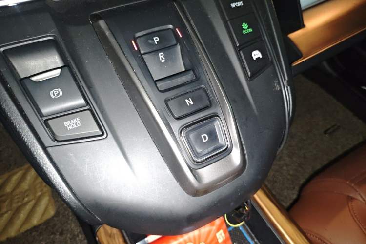 Used Honda CR-V 2019 Rui Hybrid 2.0L Four-Wheel Drive Pure Enjoyment Version China V Emission Standard Gear Lever