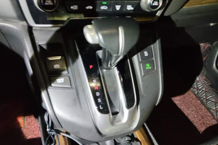 Used Honda CR-V 2019 240TURBO CVT 2WD Fashion Edition China VI Gear Lever