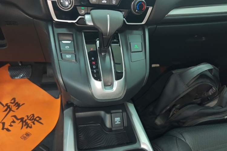 Used Honda CR-V 2019 240TURBO CVT 2WD Comfort Version China VI Emission Standard Gear Lever