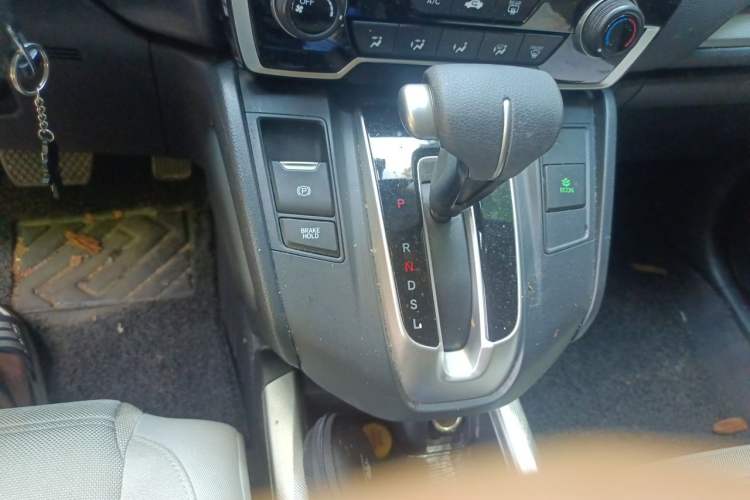 Used Honda CR-V 2019 240TURBO CVT 2WD Comfort Version China VI Emission Standard Gear Lever