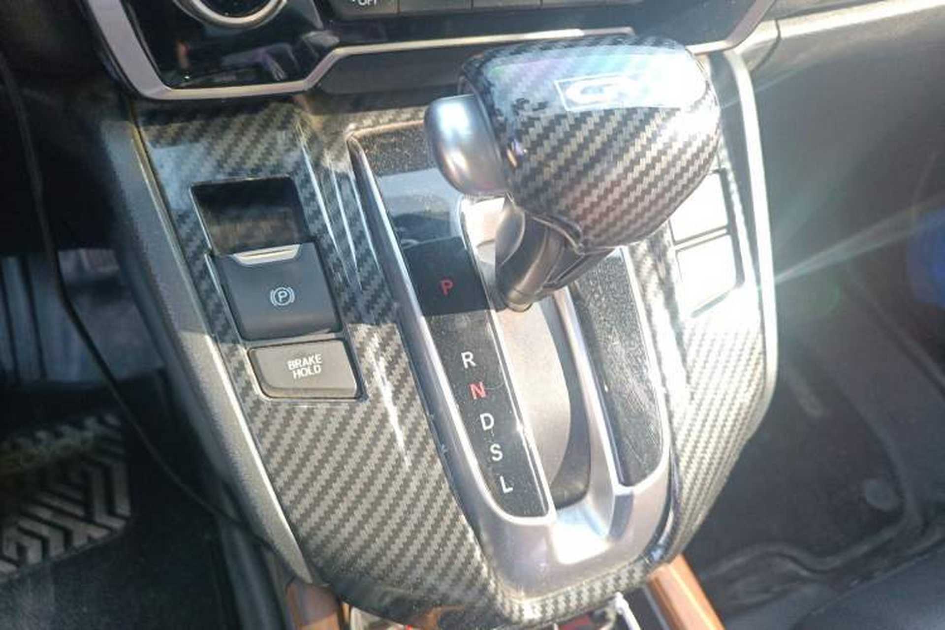 Used Honda CR-V 2019 240TURBO CVT 2WD Fashion Edition China V Gear Lever