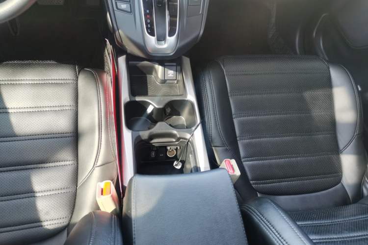 Used Honda CR-V 2019 240TURBO CVT 2WD Comfort Version China VI Emission Standard Gear Lever
