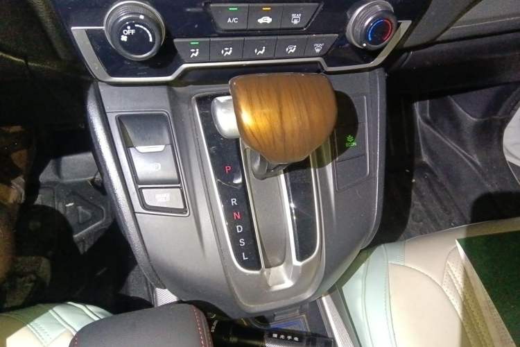 Used Honda CR-V 2019 240TURBO CVT 2WD Comfort Version China VI Emission Standard Gear Lever