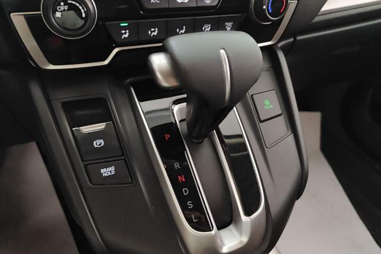 Used Honda CR-V 2019 240TURBO CVT 2WD Comfort Version China VI Emission Standard Gear Lever
