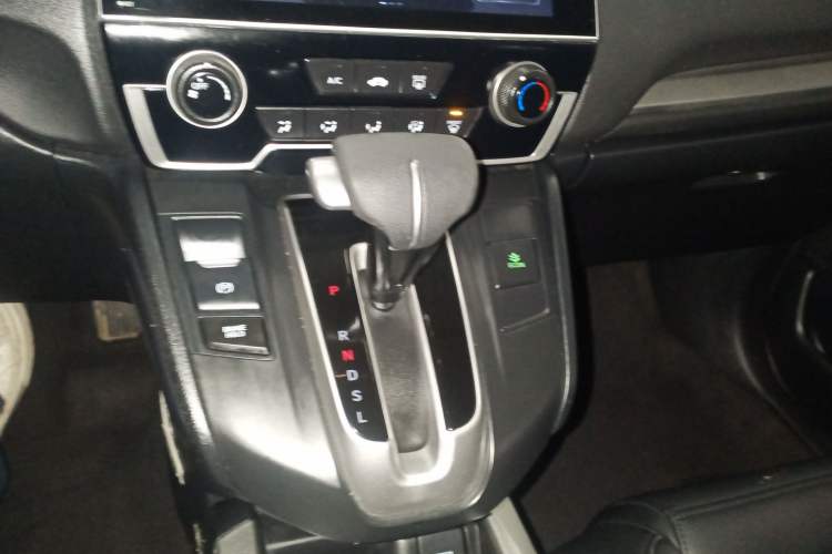 Used Honda CR-V 2019 240TURBO CVT 2WD Comfort Version China V Gear Lever