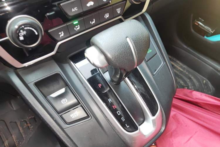 Used Honda CR-V 2019 240TURBO CVT 2WD Comfort Version China V Gear Lever