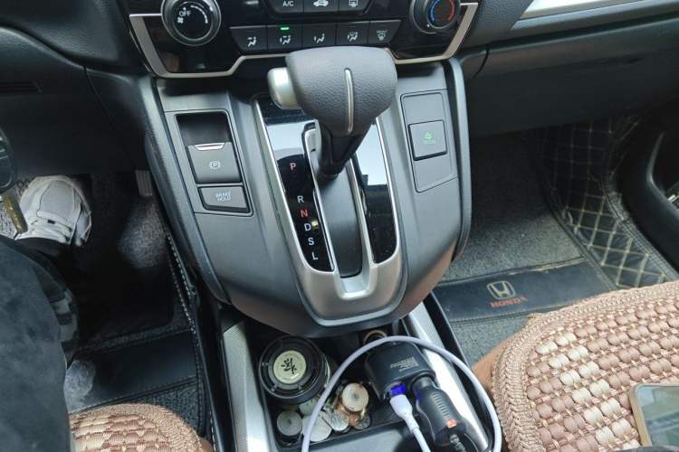 Used Honda CR-V 2019 240TURBO CVT 2WD Comfort Version China VI Emission Standard Gear Lever