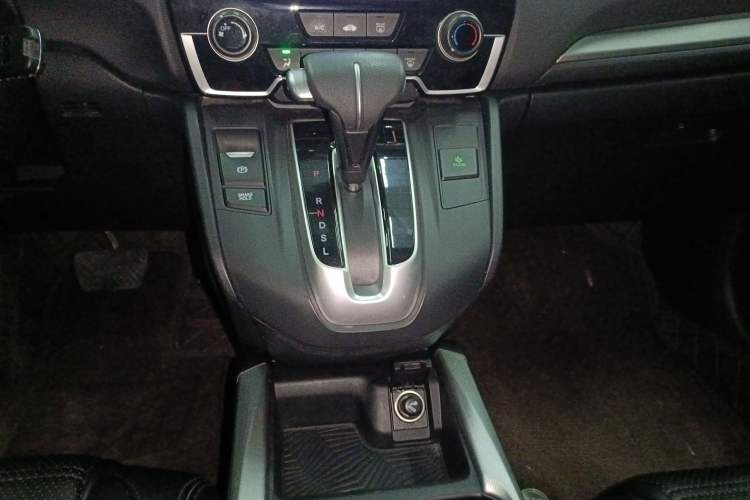 Used Honda CR-V 2019 240TURBO CVT 2WD Comfort Version China VI Emission Standard Gear Lever