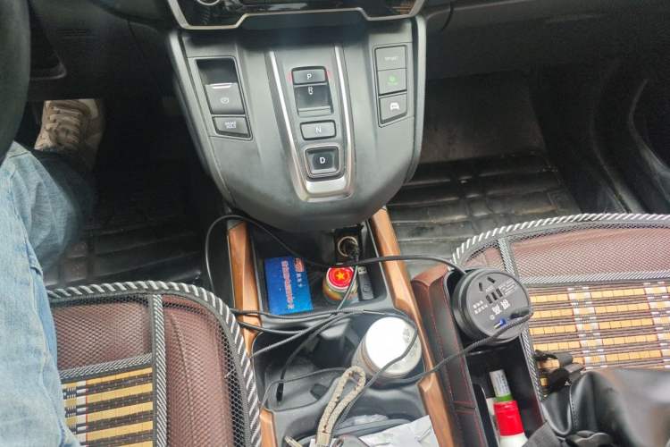 Used Honda CR-V 2019 Rui Hybrid 2.0L 2WD Pure Drive Version China V Emission Standard Gear Lever