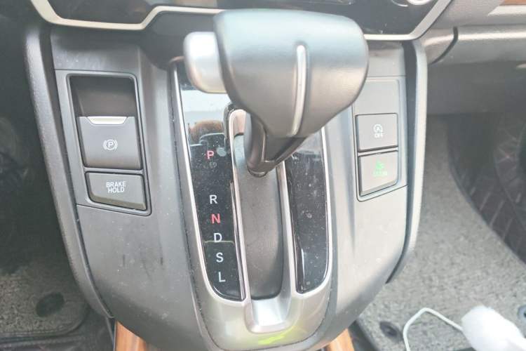 Used Honda CR-V 2019 240TURBO CVT 2WD Fashion Edition China V Gear Lever