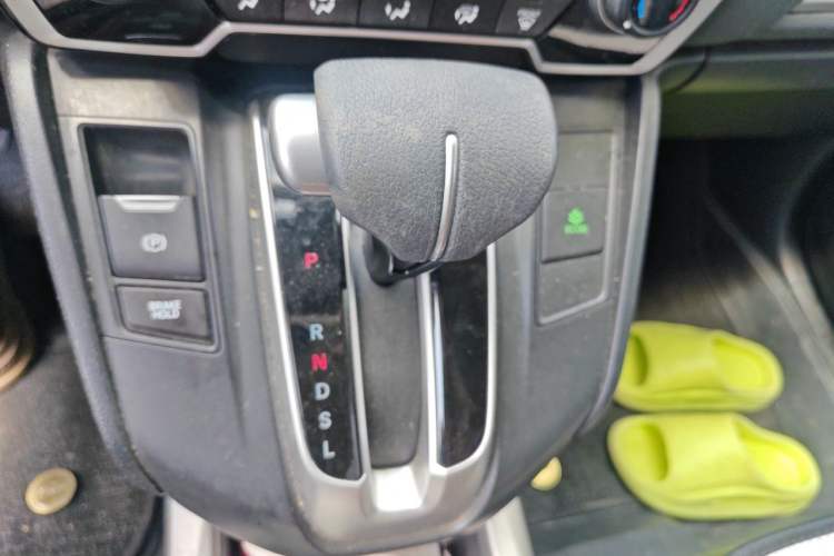 Used Honda CR-V 2019 240TURBO CVT 2WD Comfort Version China V Gear Lever