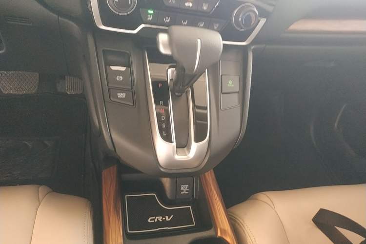 Used Honda CR-V 2019 240TURBO CVT 2WD Comfort Version China VI Emission Standard Gear Lever