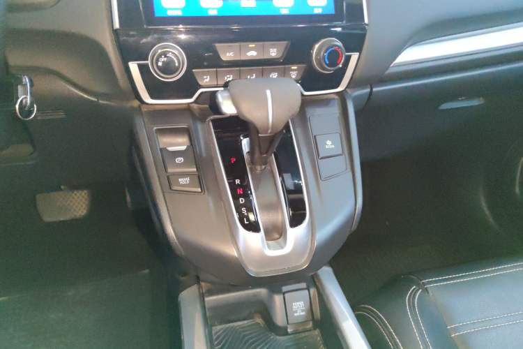 Used Honda CR-V 2019 240TURBO CVT 2WD Comfort Version China V Gear Lever