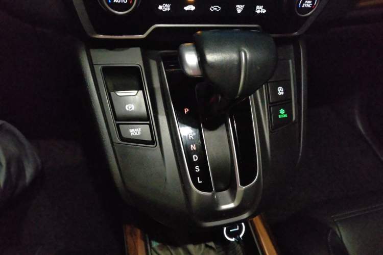Used Honda CR-V 2019 240TURBO CVT 2WD Fashion Edition China V Gear Lever