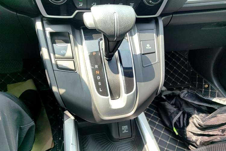 Used Honda CR-V 2019 240TURBO CVT 2WD Comfort Version China VI Emission Standard Gear Lever