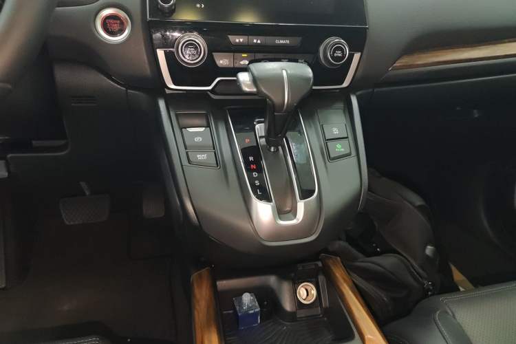 Used Honda CR-V 2019 240TURBO CVT 2WD Fashion Edition China VI Gear Lever