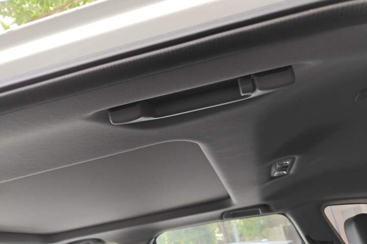 Used Honda CR-V 2019 Rui Hybrid 2.0L 2WD Pure Speed Version China V Emission Standard Headliner