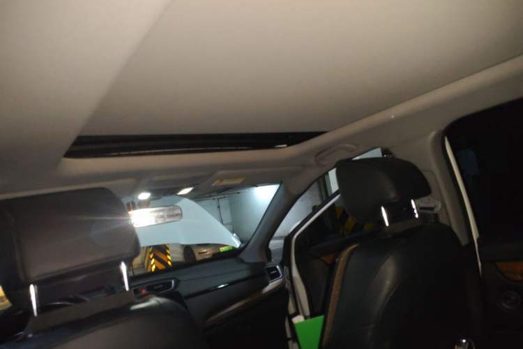 Used Honda CR-V 2019 240TURBO CVT 2WD Fashion Edition China VI Headliner