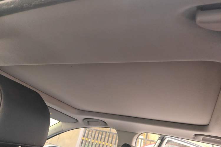 Used Honda CR-V 2019 240TURBO CVT 2WD Fashion Edition China VI Headliner