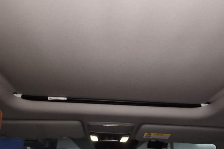 Used Honda CR-V 2019 Rui Hybrid 2.0L 2WD Pure Speed Version China V Emission Standard Headliner