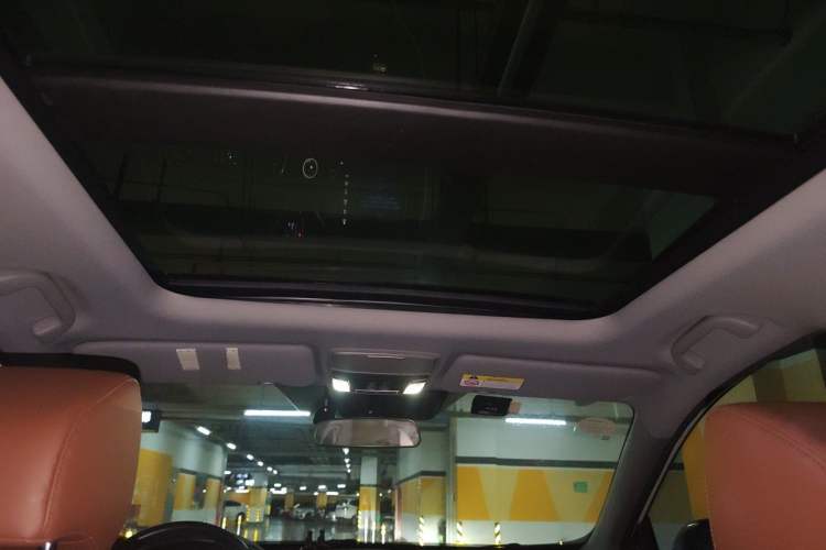 Used Honda CR-V 2019 Rui Hybrid 2.0L 2WD Pure Drive Version China V Emission Standard Headliner