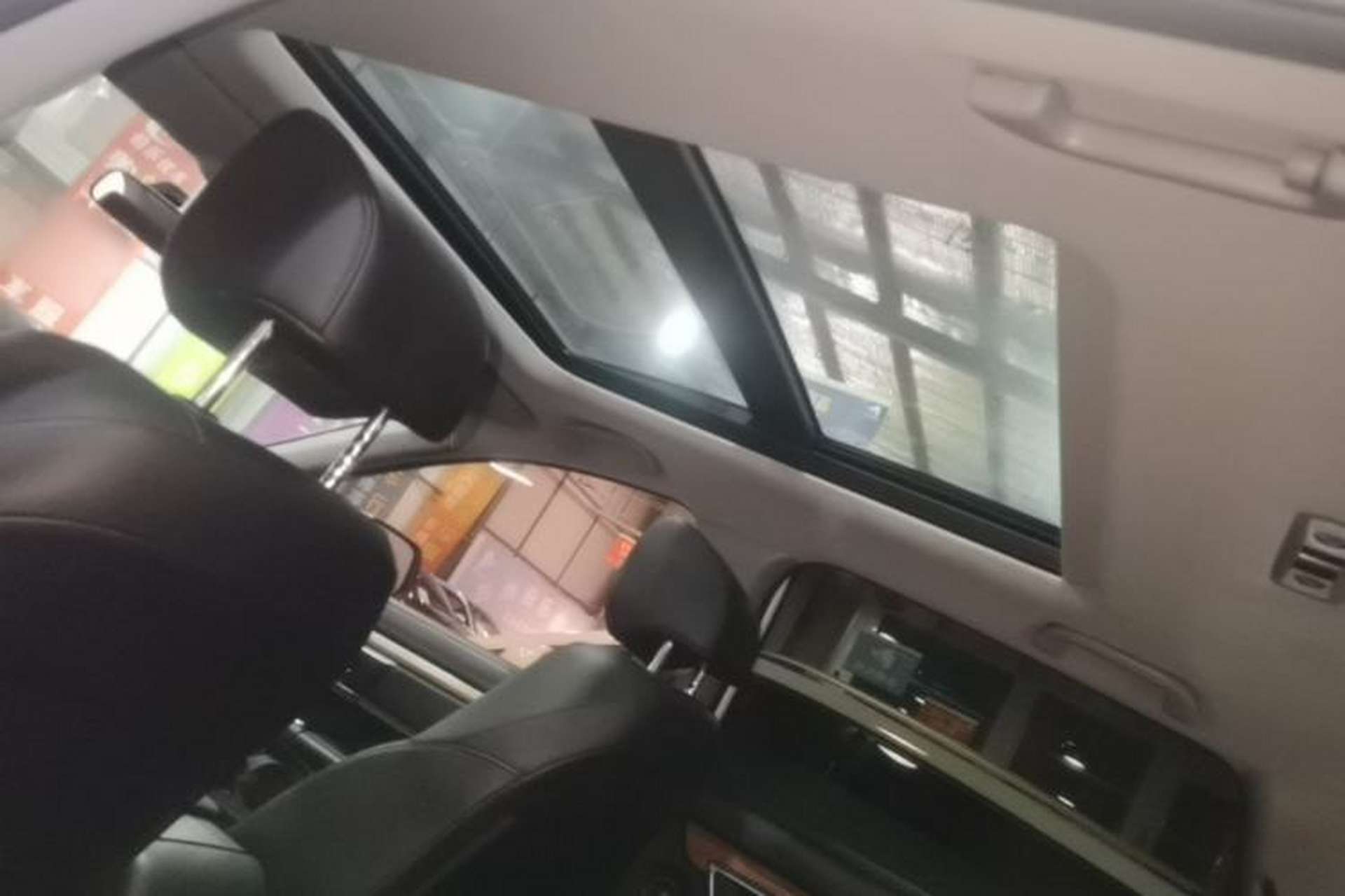 Used Honda CR-V 2019 Brilliant Edition Plus 240TURBO CVT Two-Wheel Drive Fashion Version China VI Emission Standard Headliner