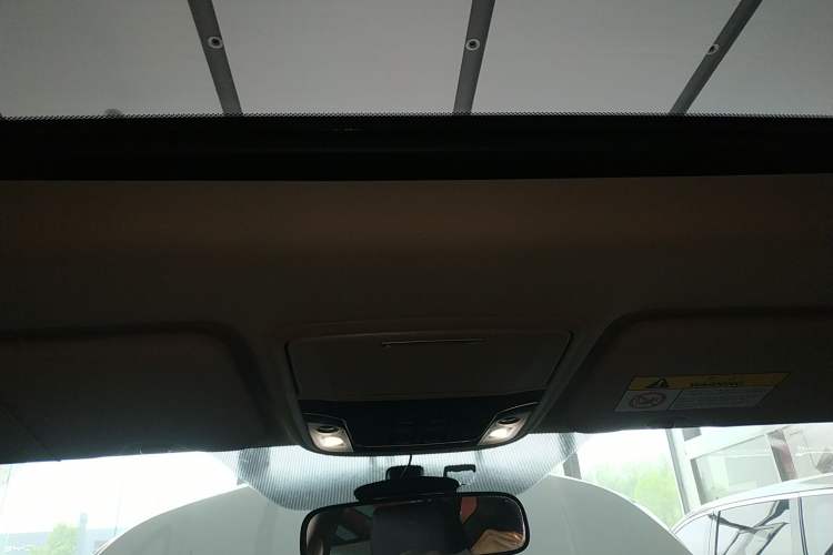 Used Honda CR-V 2019 240TURBO CVT 2WD Comfort Version China VI Emission Standard Headliner