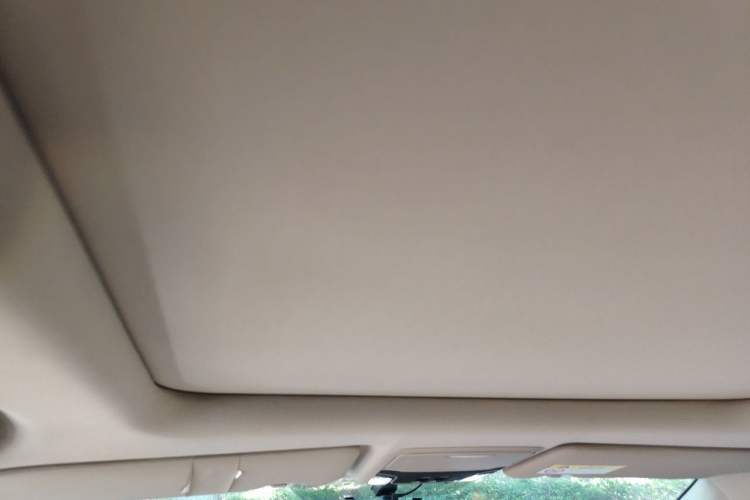 Used Honda CR-V 2019 Brilliant Edition 240TURBO CVT 2WD Comfort Version China VI Emission Standard Headliner