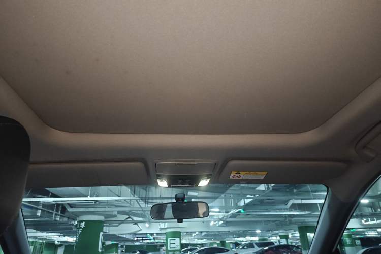 Used Honda CR-V 2019 240TURBO CVT 2WD Fashion Edition China VI Headliner