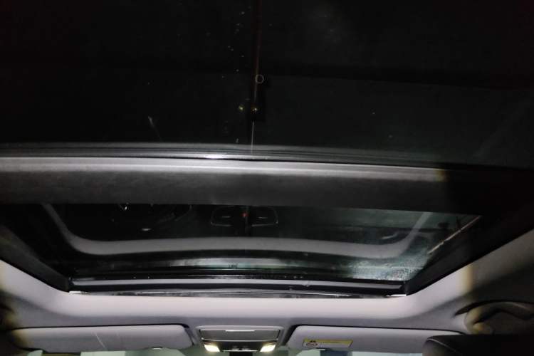 Used Honda CR-V 2019 240TURBO CVT 2WD Fashion Edition China V Headliner
